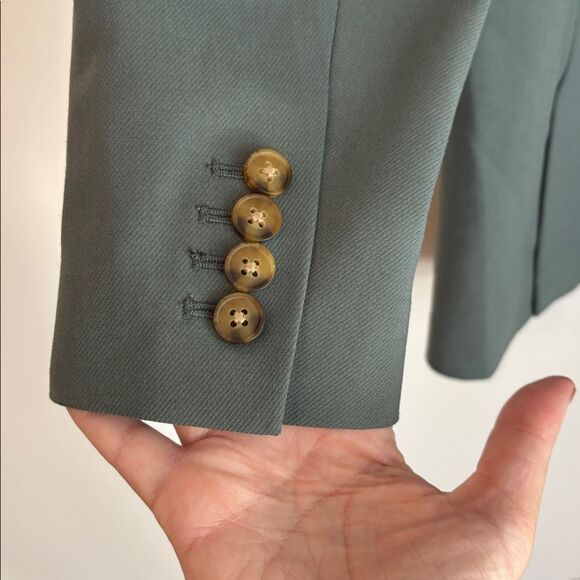 Madewell Oversized Menswear Blazer Olive Sage Women’s medium Button Accent NWT - Picture 14 of 16